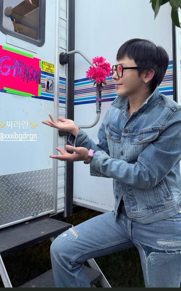 A moment captured by G-DRAGON (BIGBANG)'s fan