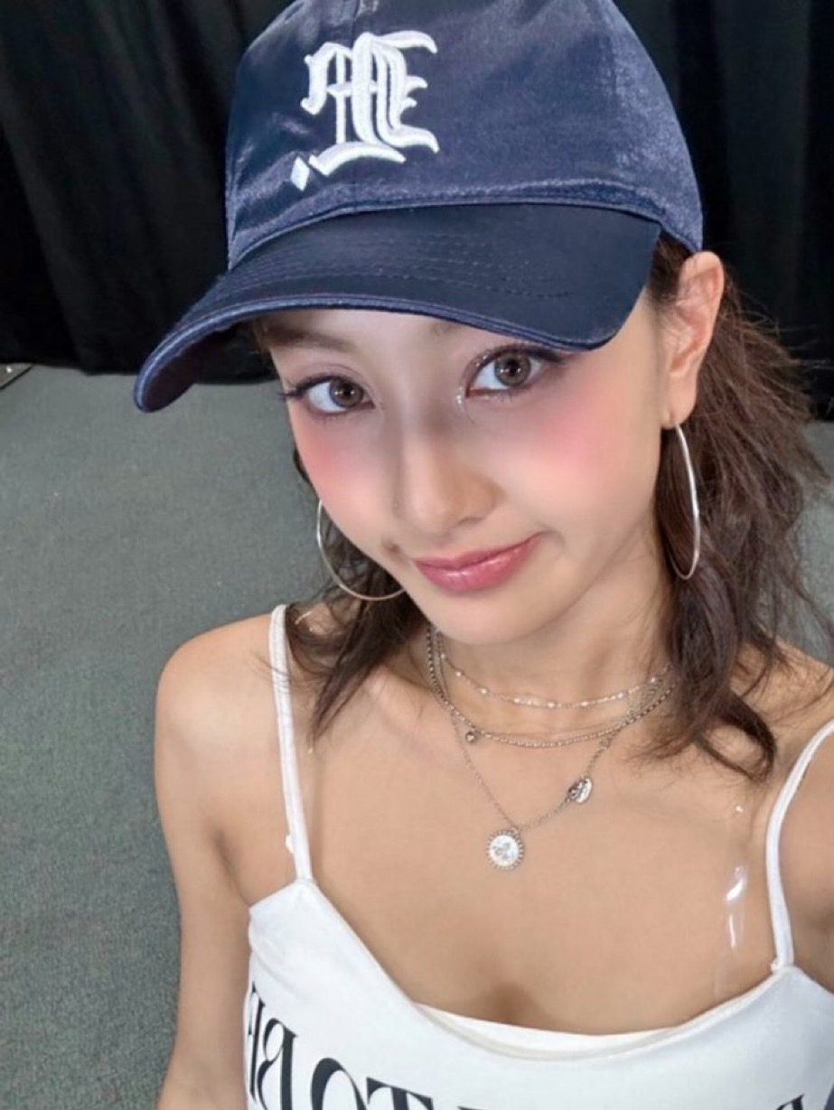 A moment captured by Jihyo (TWICE)'s fan