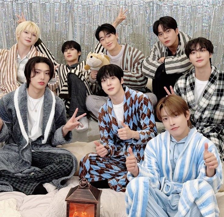 에이티즈 최근 활동샷