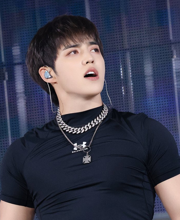 Behind-the-scenes cut of S.Coups (SEVENTEEN)