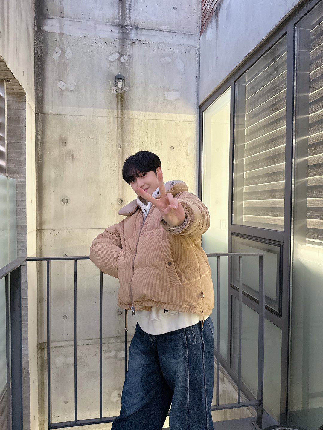 Behind-the-scenes cut of Lee Eunsang (YOUNITE)