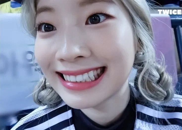 다현 (TWICE) 최근 활동샷