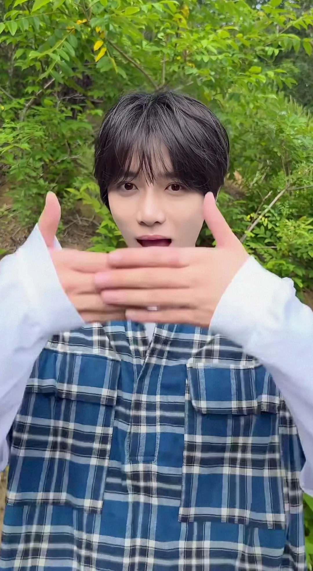 A heartfelt wallpaper shared by Beomgyu (TOMORROW X TOGETHER)'s fans