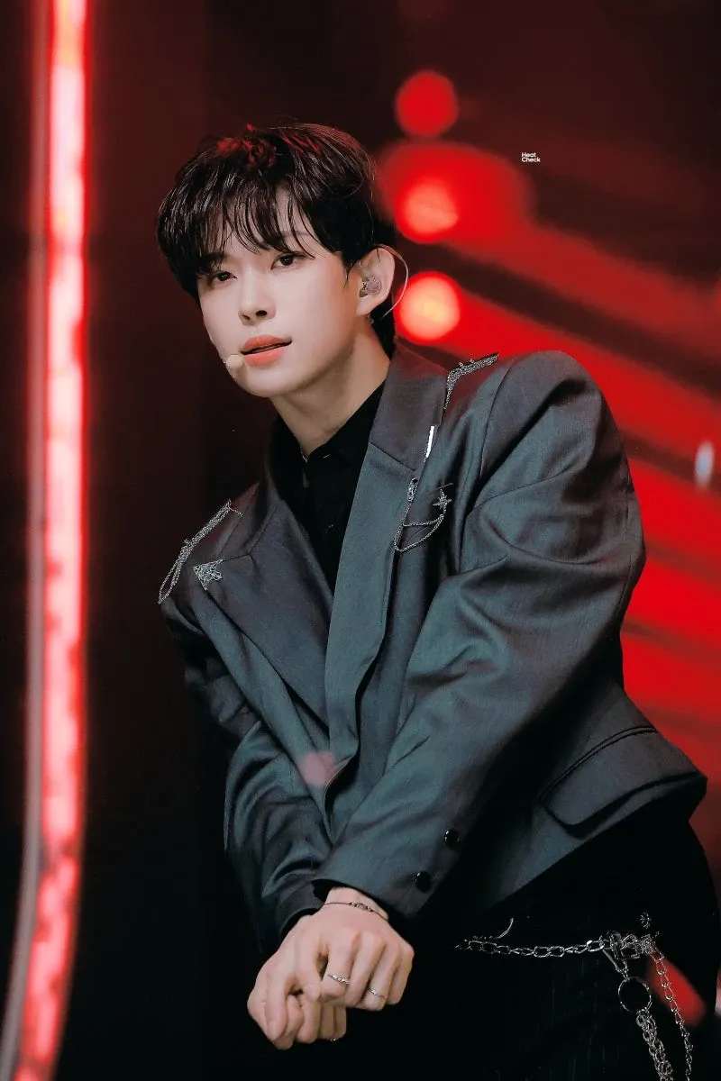 金虔佑 (ALPHA DRIVE ONE)粉丝拍下的瞬间