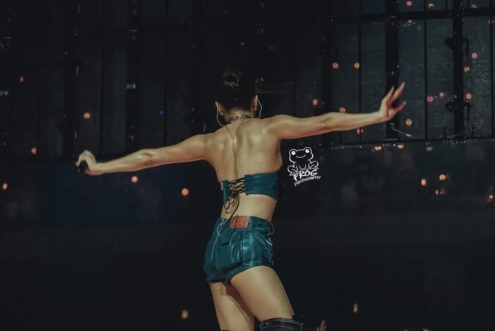 志效 (TWICE)的最新活动照片