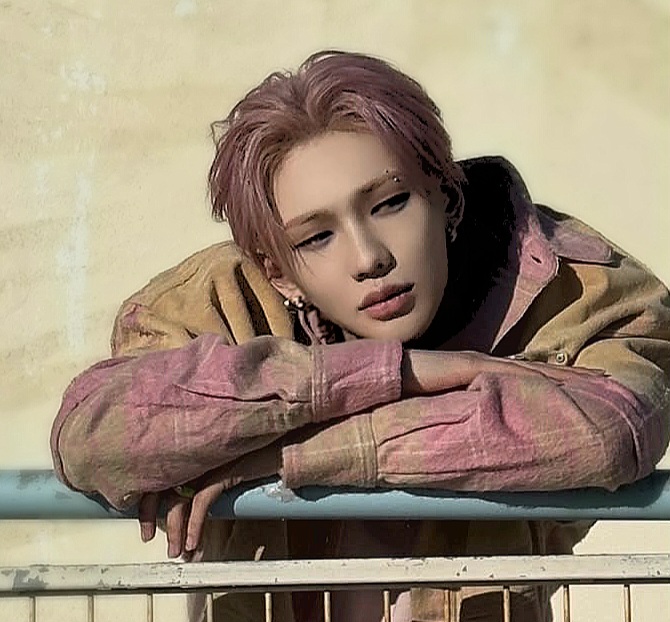 A moment captured by Junhyeok (TNX)'s fan