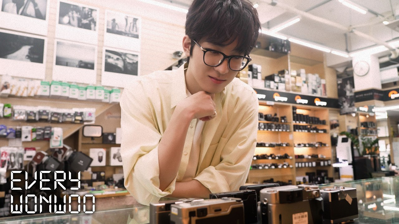 A moment captured by Wonwoo (SEVENTEEN)'s fan