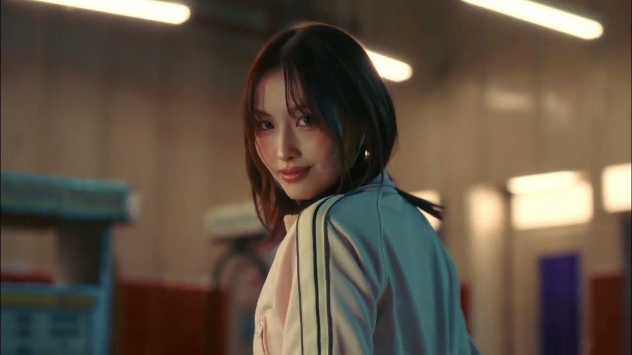 Momo (TWICE)的幕后花絮