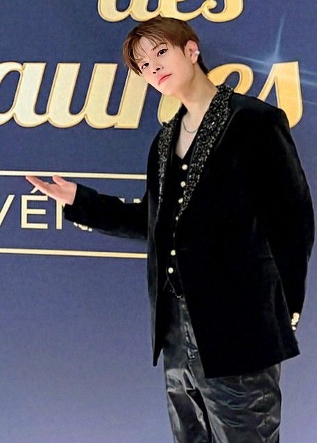 Feed komunitas K-pop terpanas hari ini