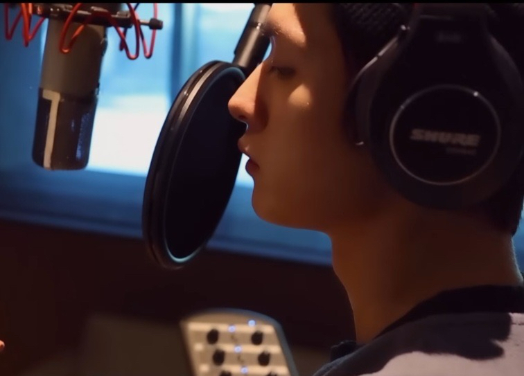 Lee Know (Stray Kids)的幕後花絮