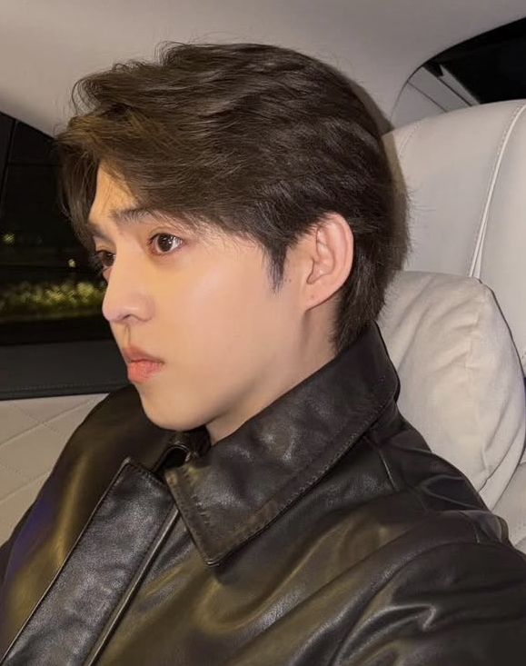 Foto aktivitas terbaru S.Coups (SEVENTEEN)