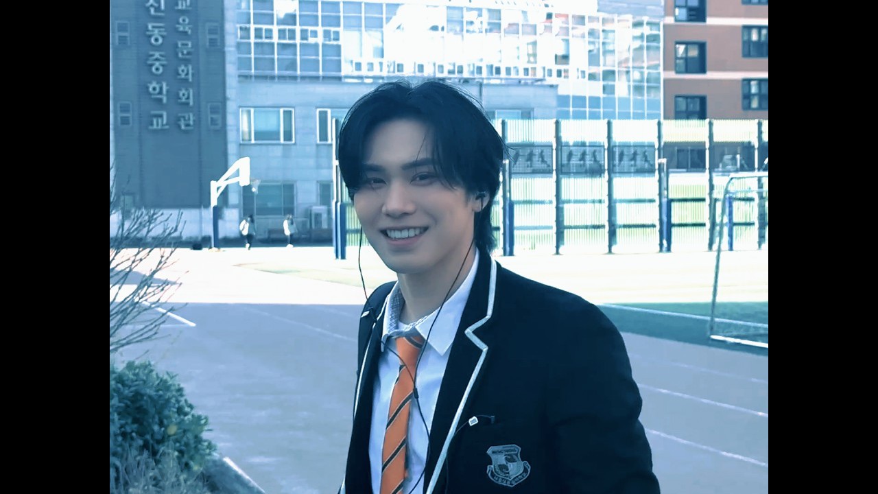 Behind-the-scenes cut of Moonbin (ASTRO)