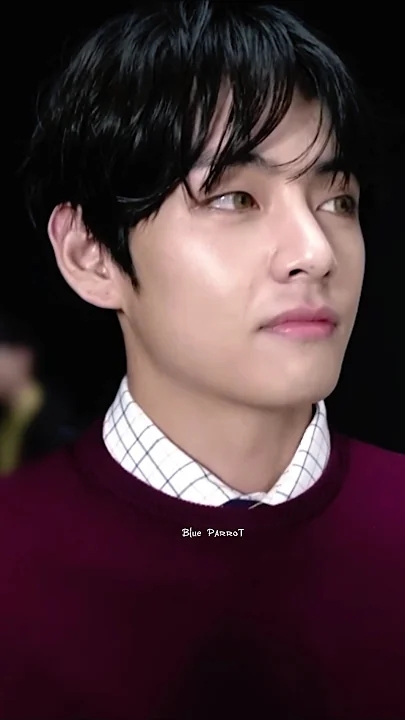 Fandom-recommended wallpaper image of V (BTS)