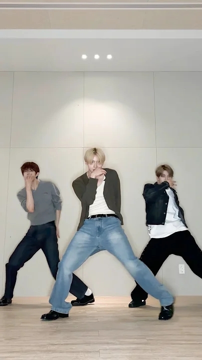 Fan-made special wallpaper for Lee Sangwon (ALPHA DRIVE ONE)