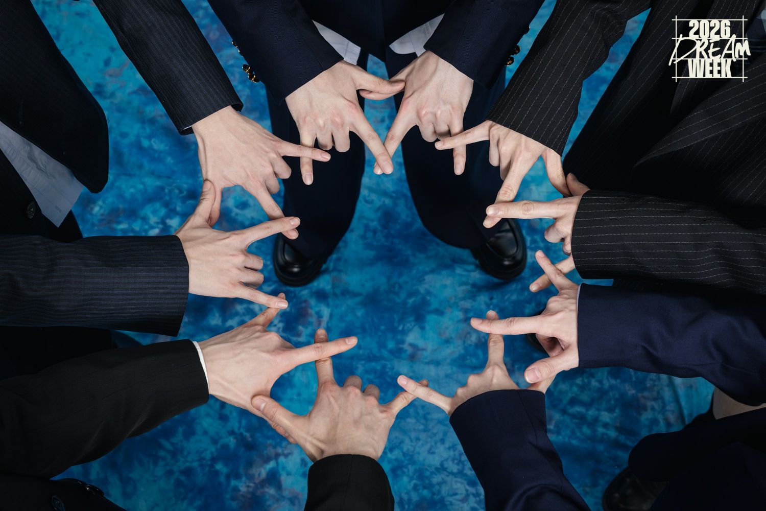 투모로우바이투게더의 비하인드 컷