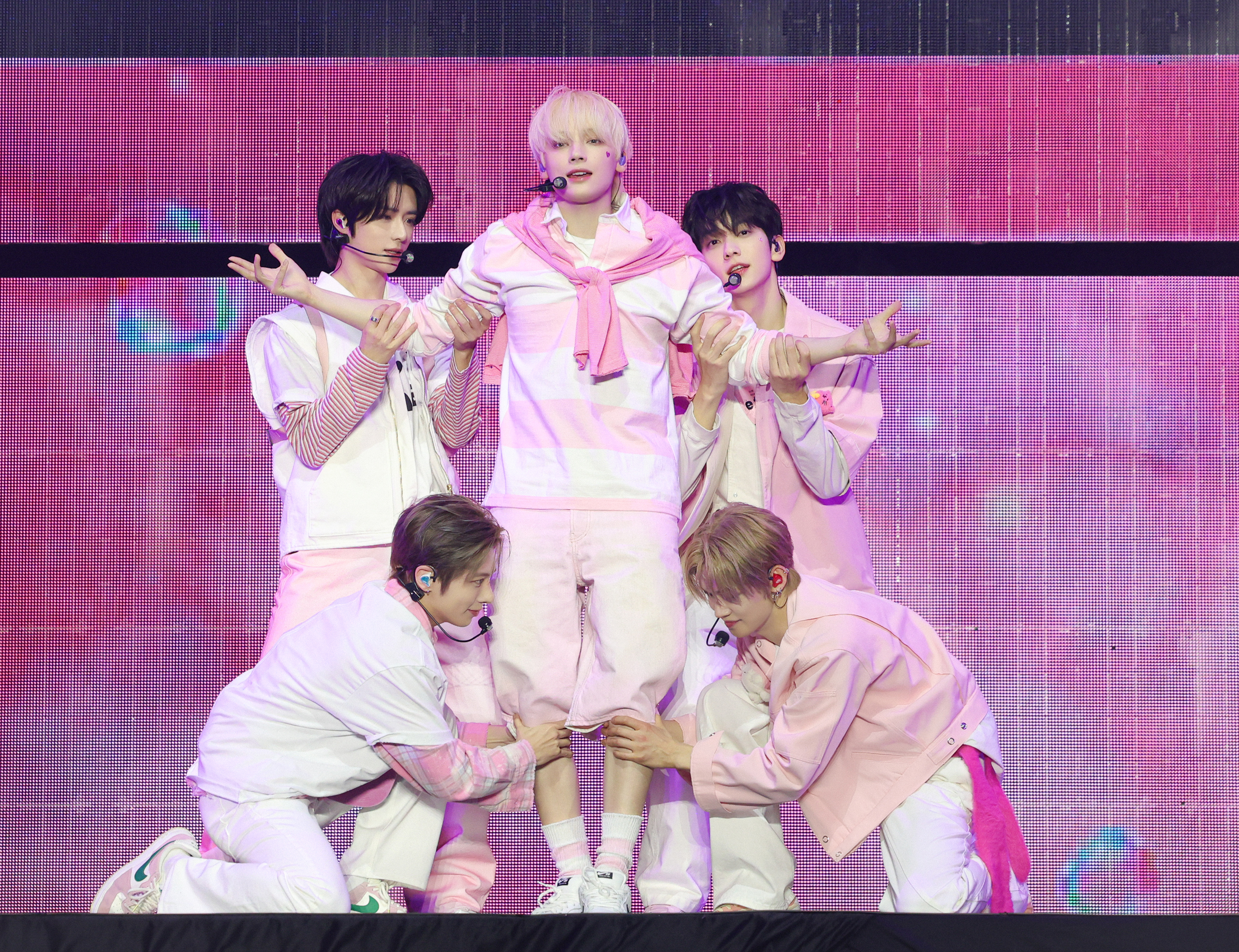 Latest photo of TOMORROW X TOGETHER