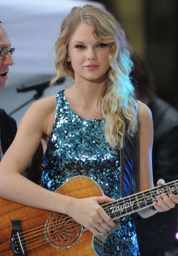 Recent activity shot of Taylor Swift