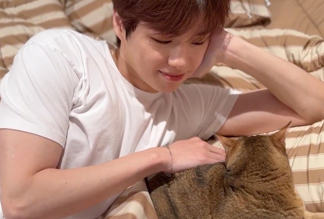 강다니엘 최근 활동샷