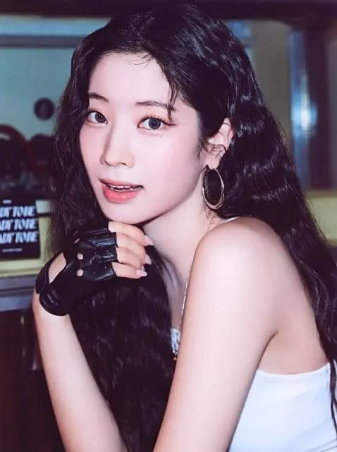 多賢 (TWICE)的幕後花絮