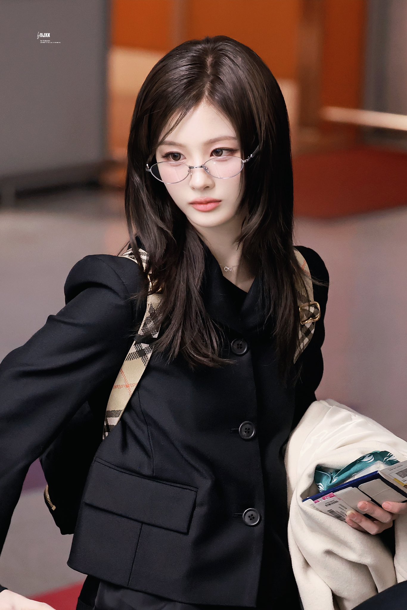 Potret di balik layar Sullyoon (NMIXX)