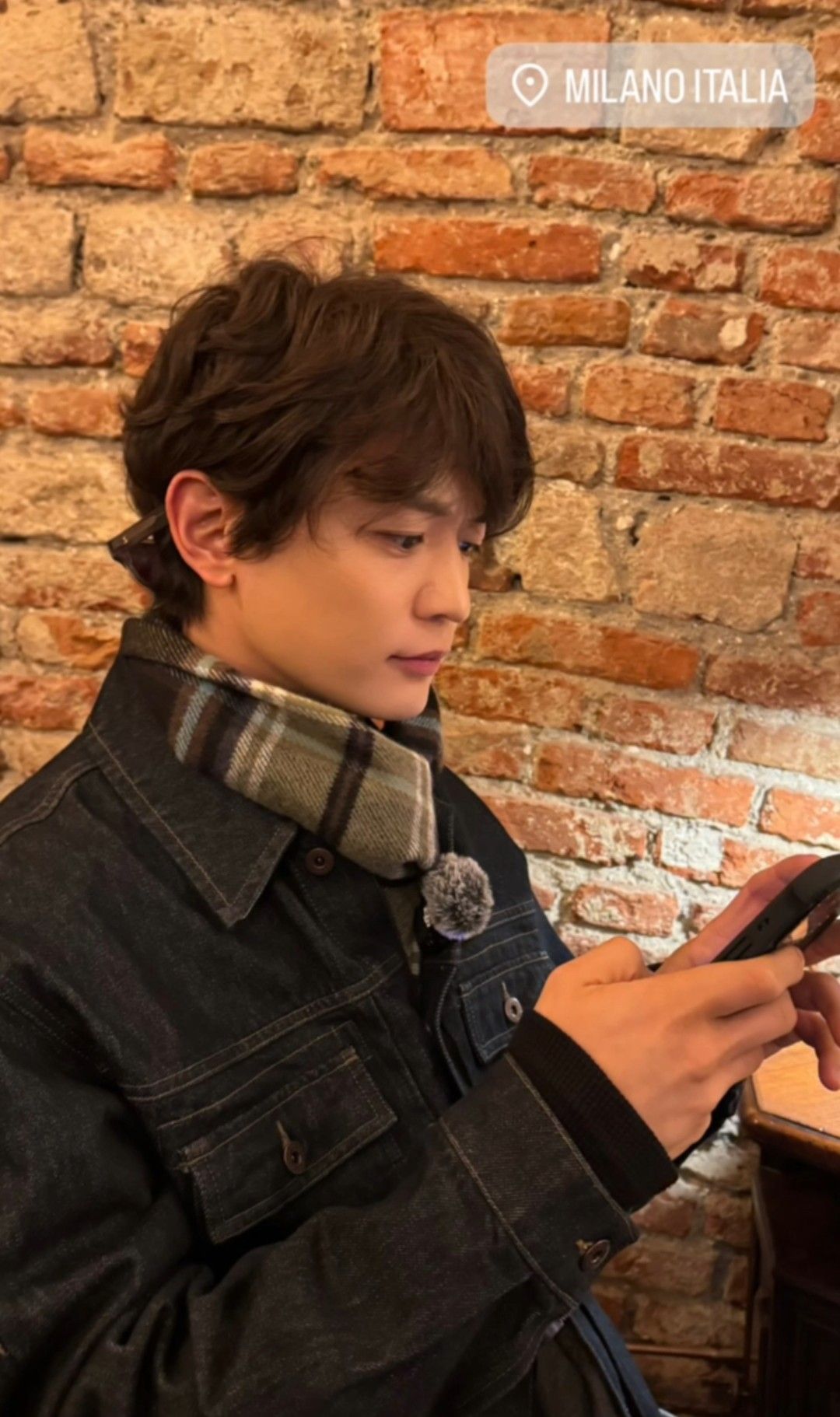 A moment captured by Minho (SHINee)'s fan