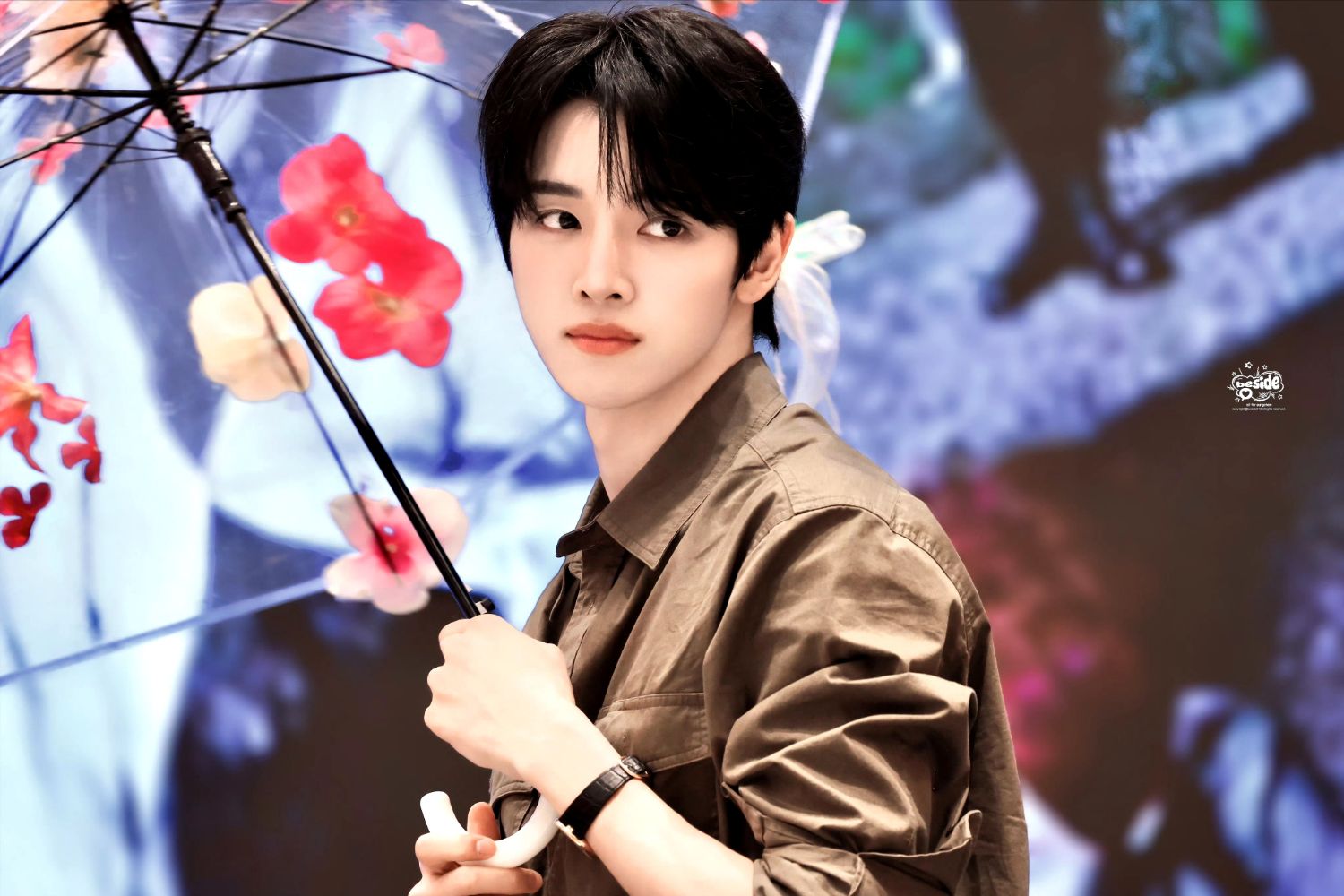 Latest photo of Sungchan (RIIZE)
