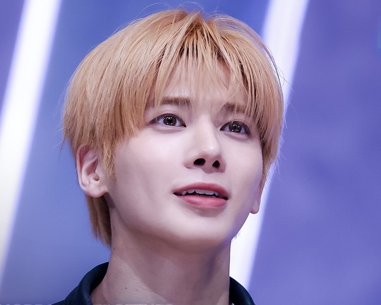 太顯 (TOMORROW X TOGETHER)粉絲拍下的瞬間