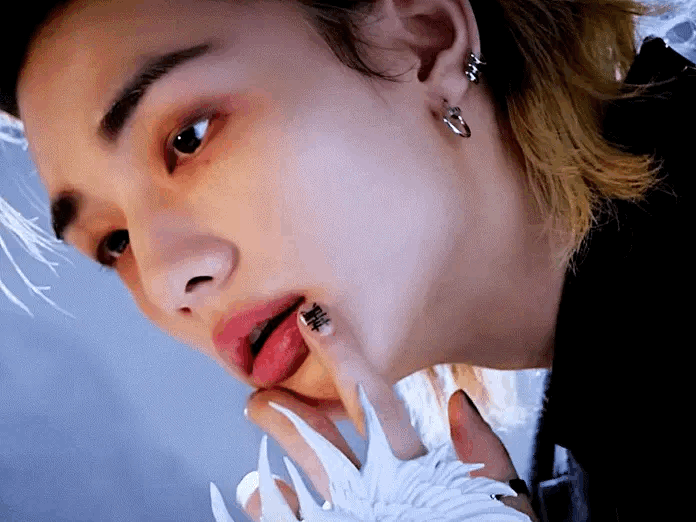 A moment captured by Hyunjin (Stray Kids)'s fan