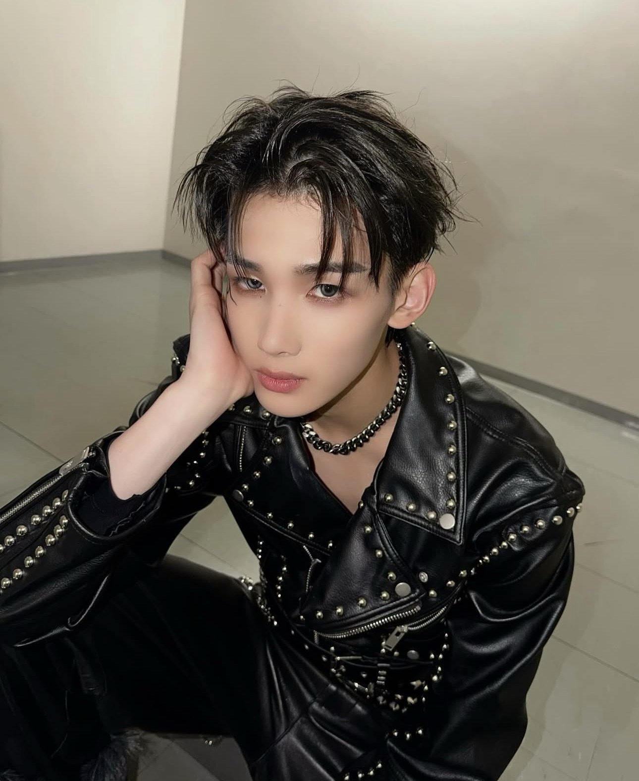 Recent activity shot of Jo (&TEAM)