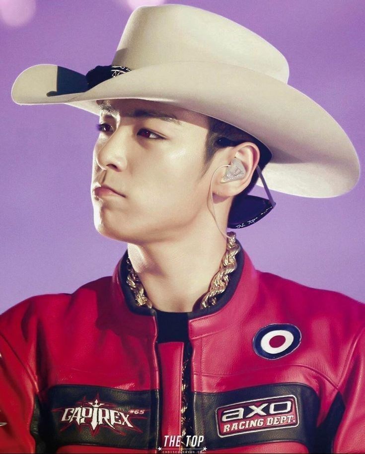 Behind-the-scenes cut of T.O.P