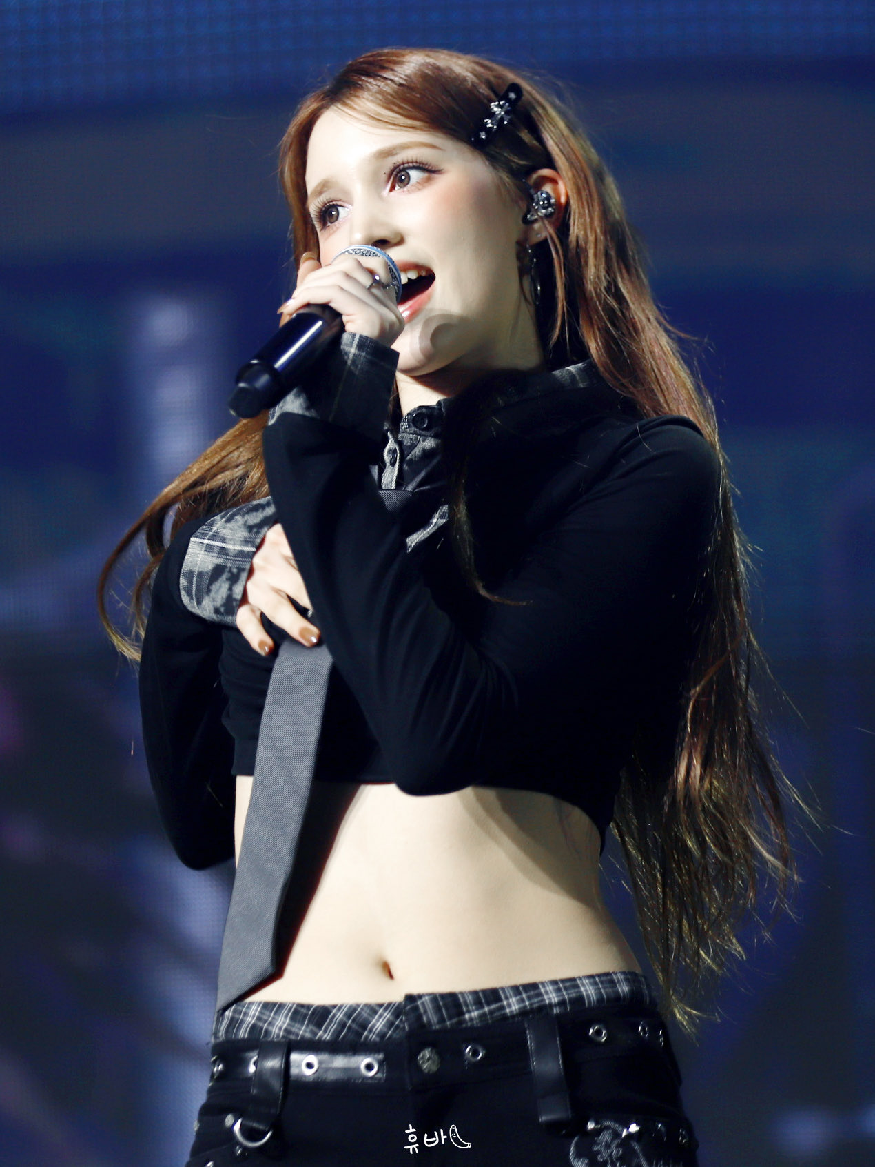 休宁巴伊叶 (Kep1er)的最新活动照片