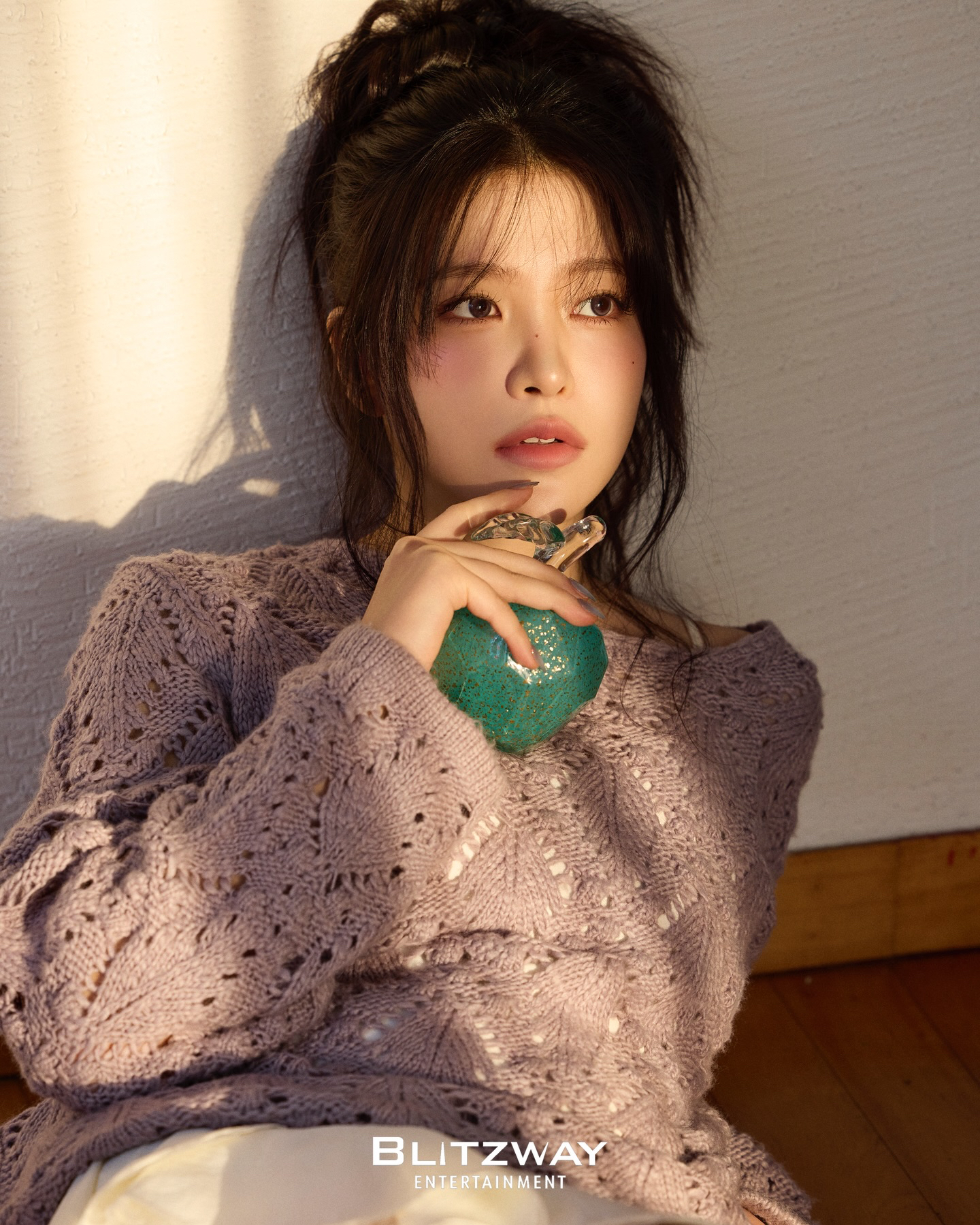 Behind-the-scenes cut of Yeri (Red Velvet)