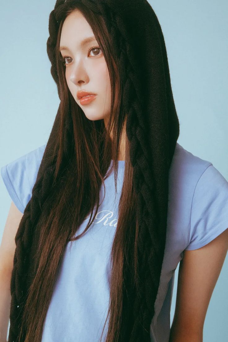 Recent activity shot of ILLIT