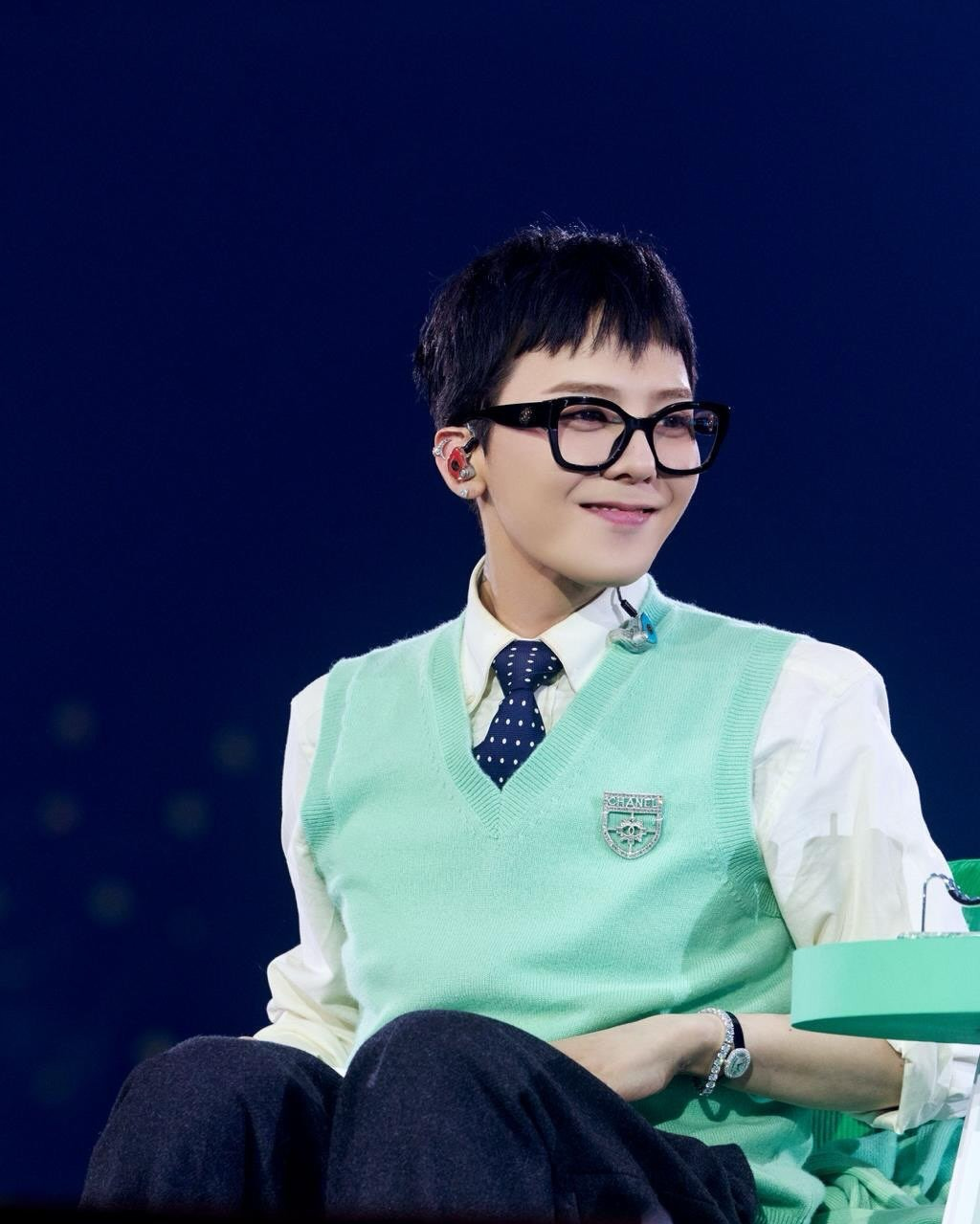 Recent activity shot of G-DRAGON (BIGBANG)