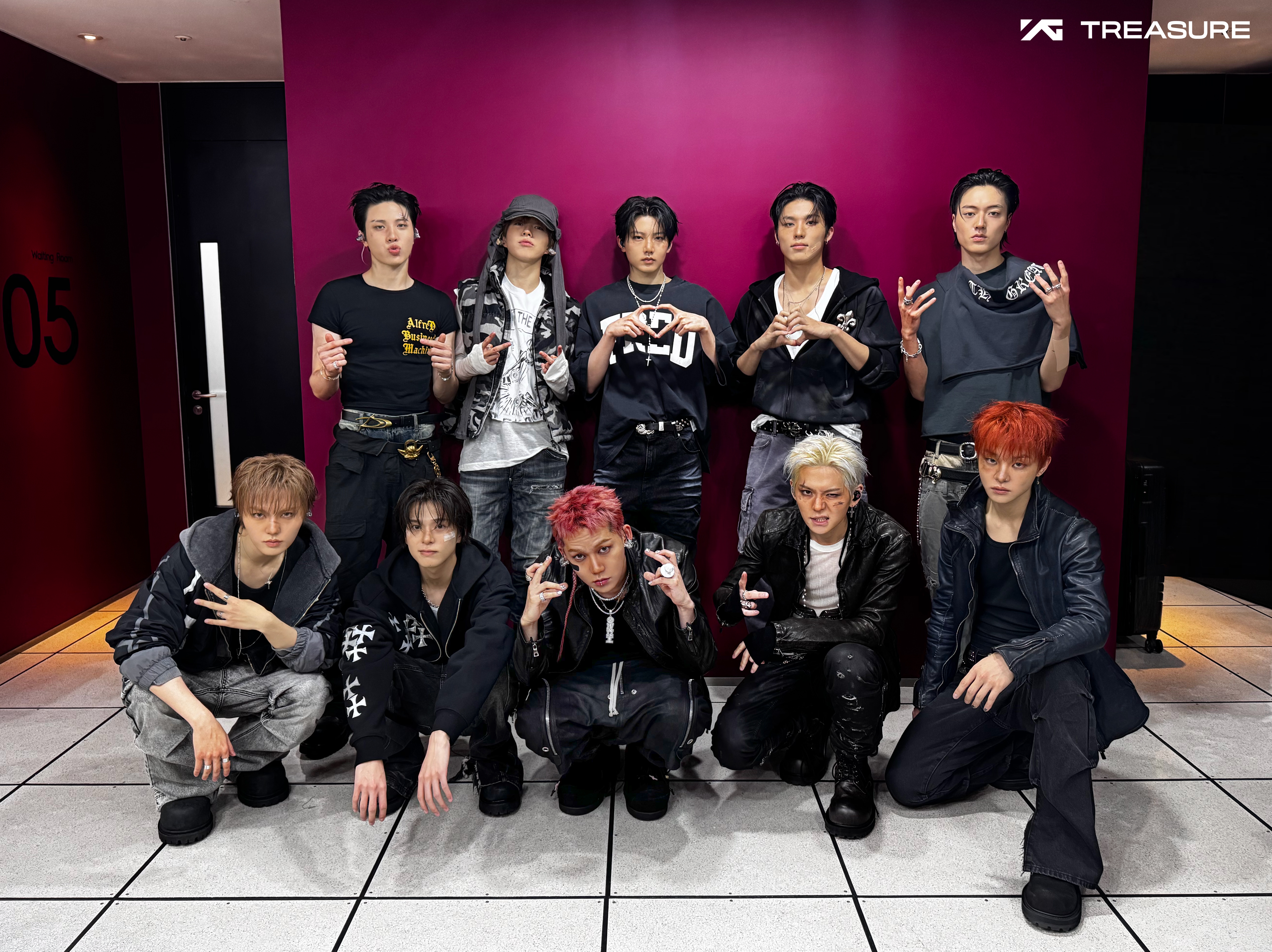Potret di balik layar TREASURE