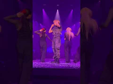 강다니엘의 비하인드 컷