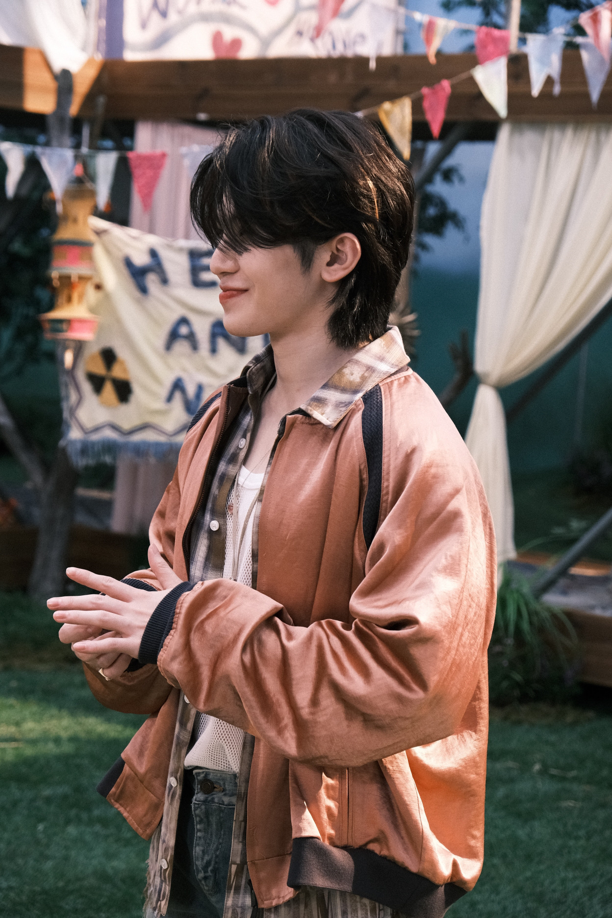 A moment captured by Woozi (SEVENTEEN)'s fan