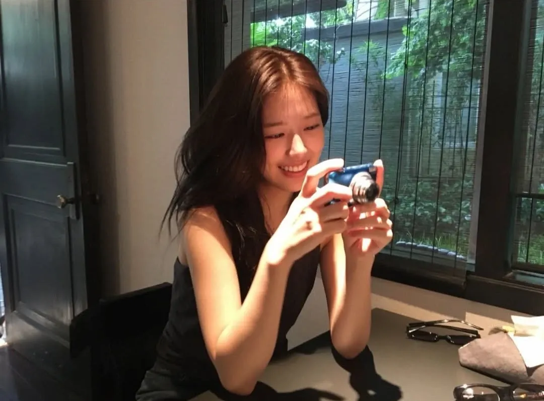 안유진 (IVE)의 비하인드 컷