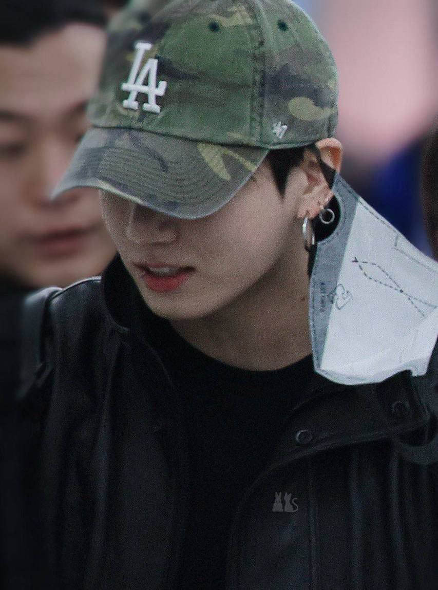 Momen yang diabadikan oleh penggemar Jungkook (BTS)