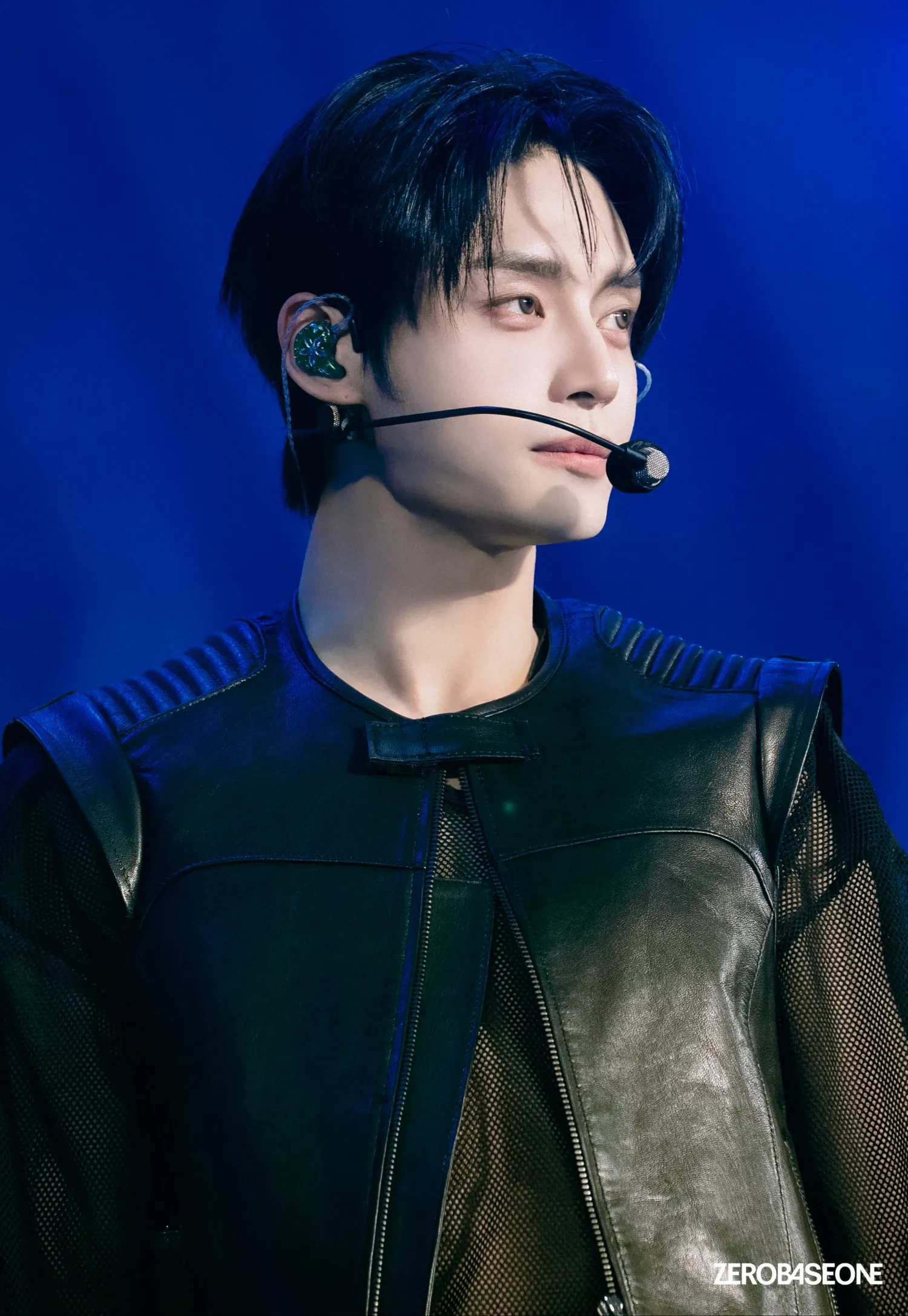 A moment captured by Kim Jiwoong (ZEROBASEONE)'s fan
