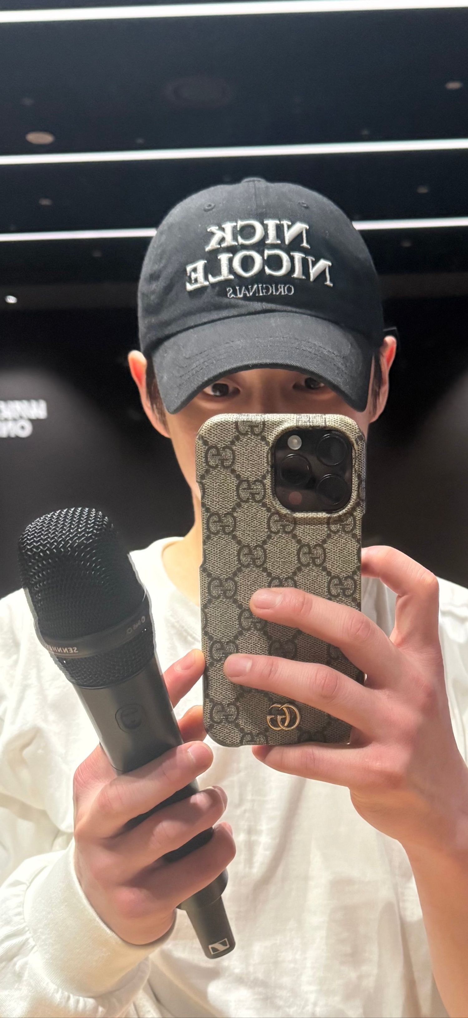 The most beloved wallpaper among Kim Jiwoong (ZEROBASEONE)'s fans