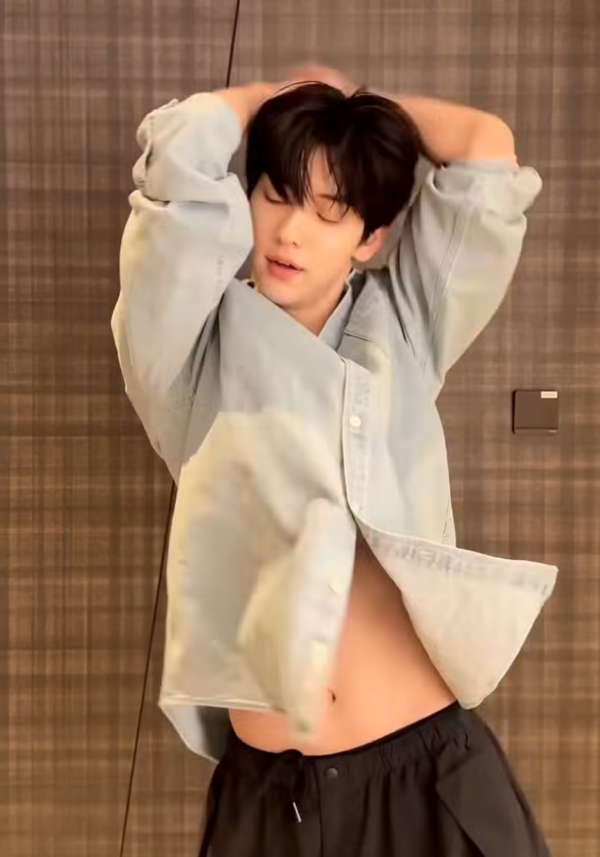 Latest photo of Soobin (TOMORROW X TOGETHER)