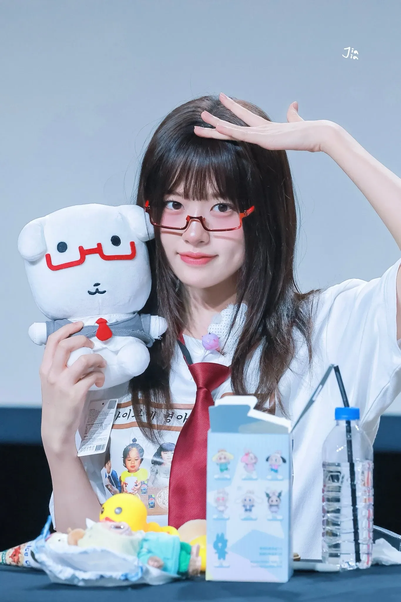 Latest photo of An Yujin (IVE)