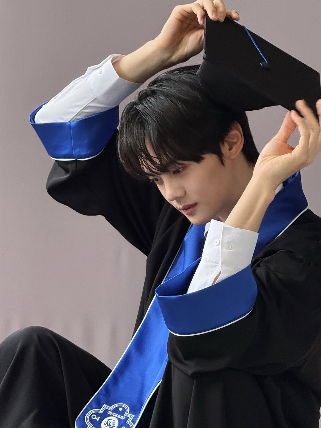 A moment captured by Kim Gyuvin (ZEROBASEONE)'s fan