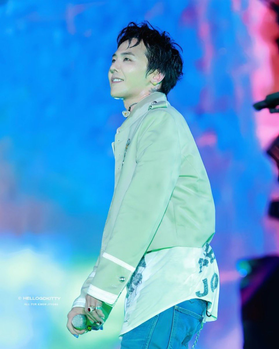 Latest photo of G-DRAGON (BIGBANG)