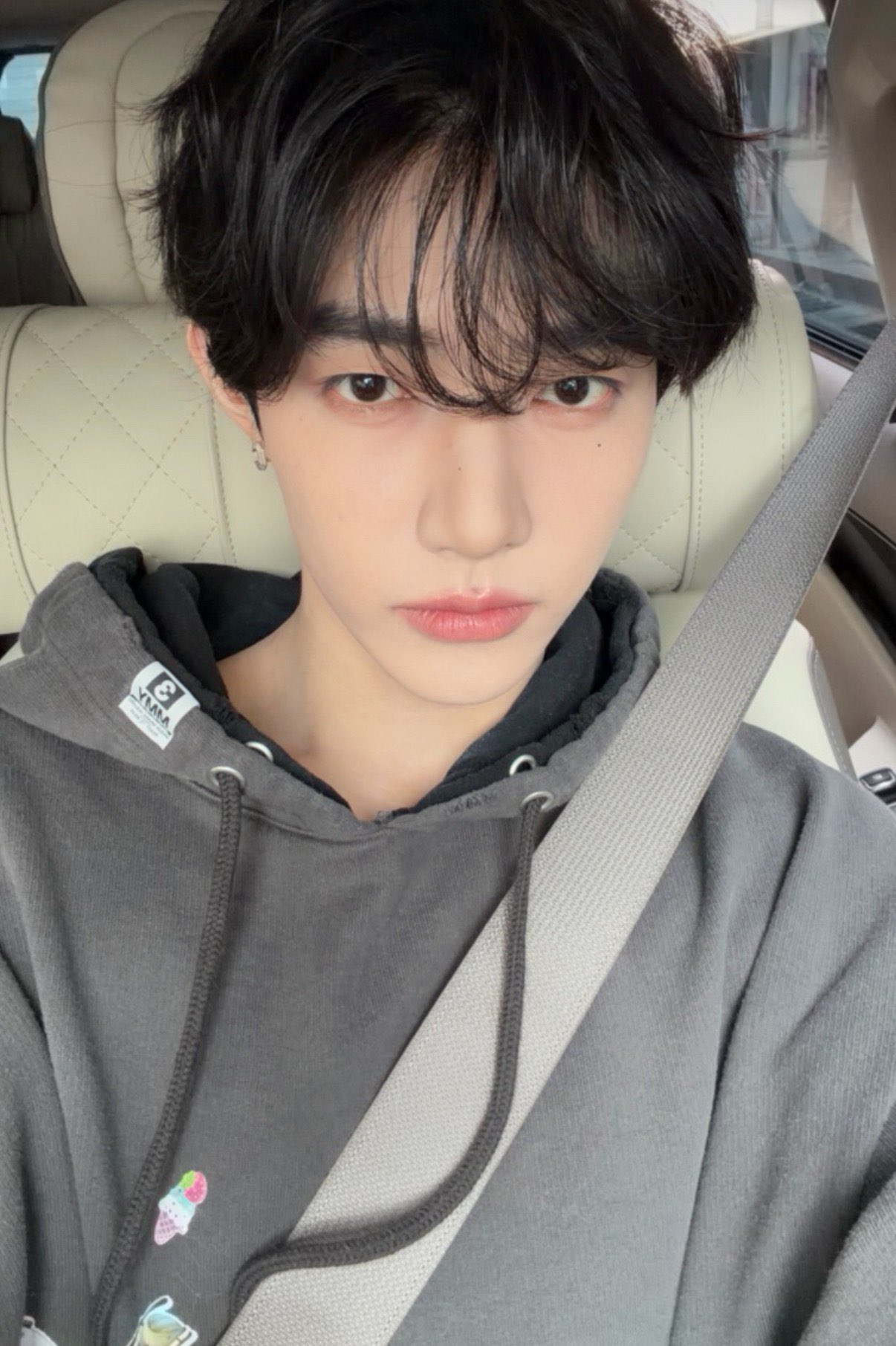 章昊 (ZEROBASEONE)的最新照片