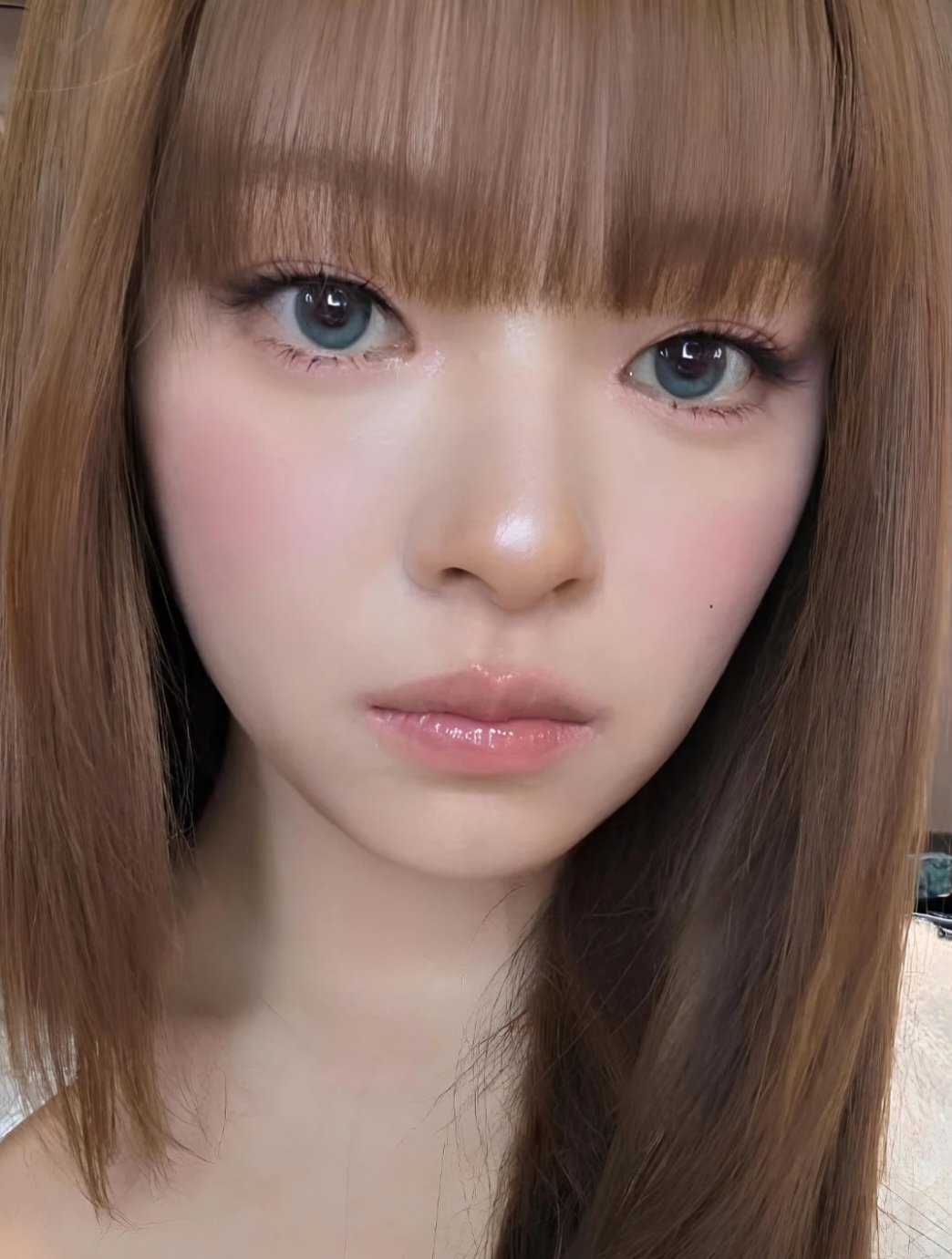 Latest photo of Jeongyeon (TWICE)