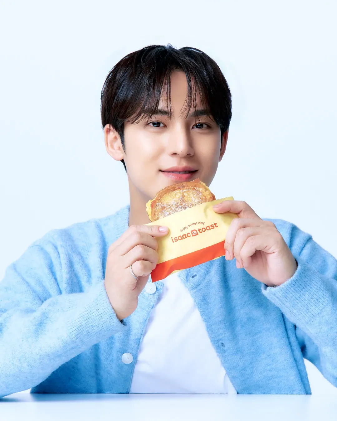 Latest photo of Mingyu (SEVENTEEN)