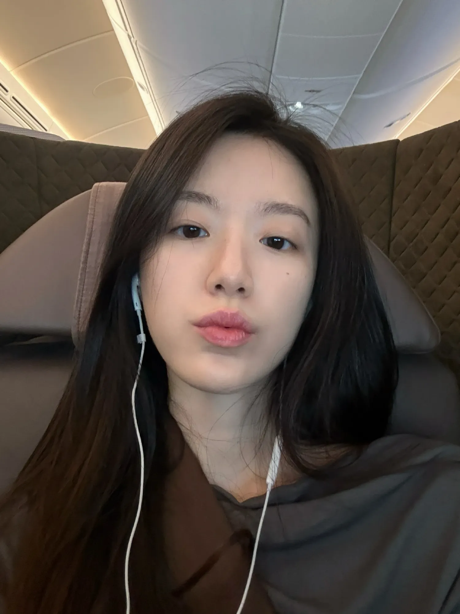 Recent activity shot of Shuhua (i-dle)