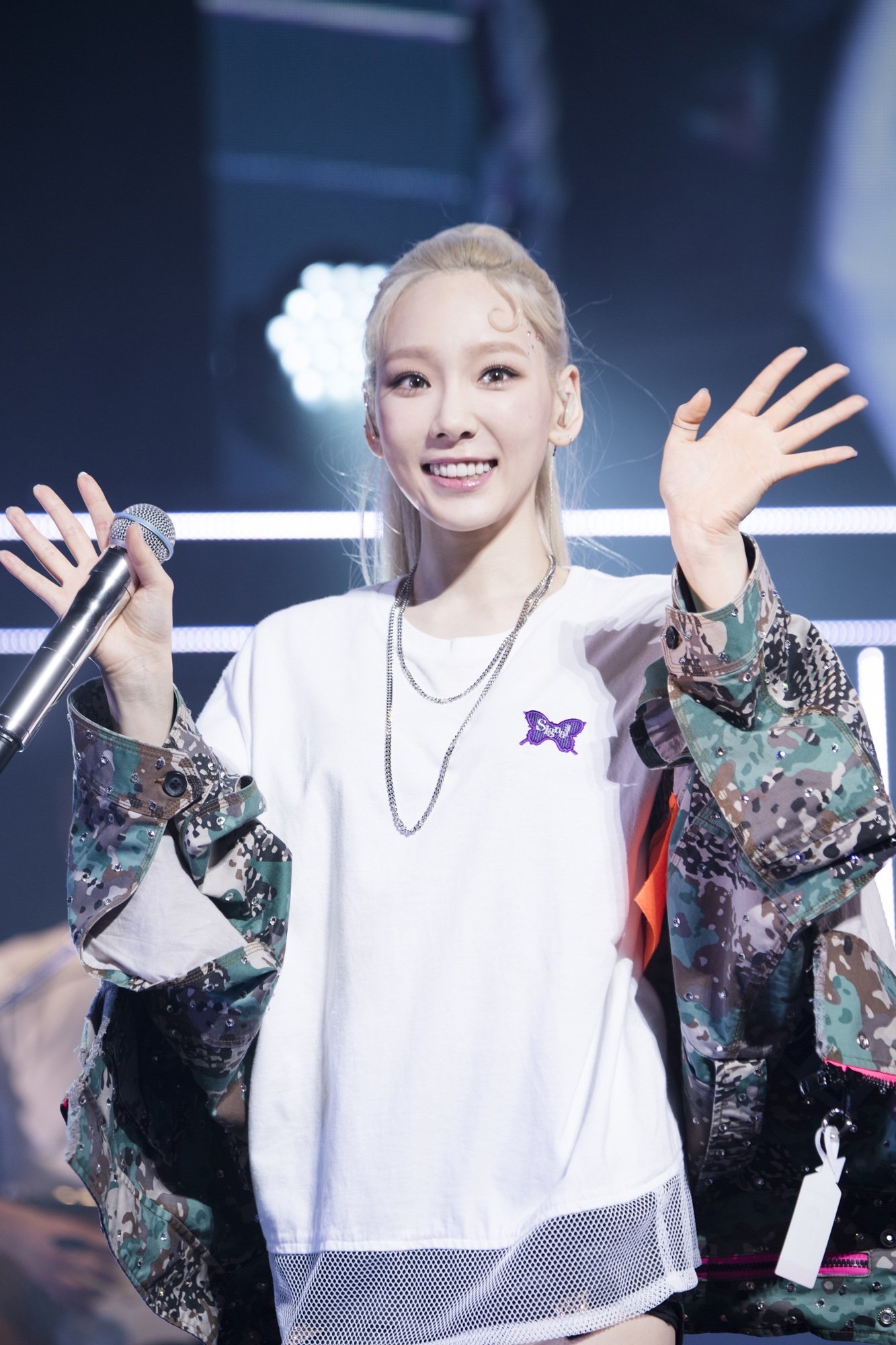 Foto aktivitas terbaru Taeyeon (Girls' Generation)